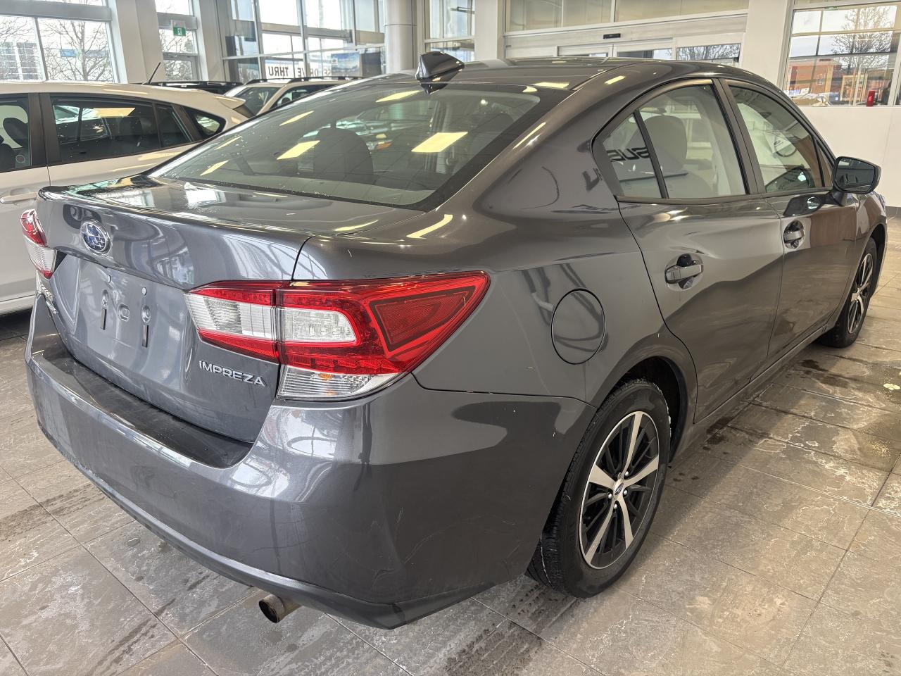 2019 Subaru Impreza TOURING   ONE OWNER   CLEAN CARFAX   APPLE CARPLAY Photo