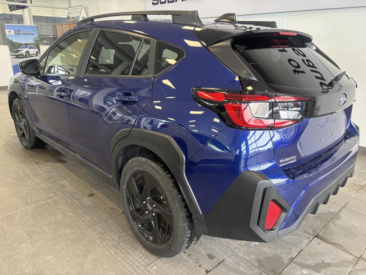 2025 Subaru Crosstrek ONYX   DEALER DEMO   CLEAN CARFAX  SUNROOF CARPLAY Photo