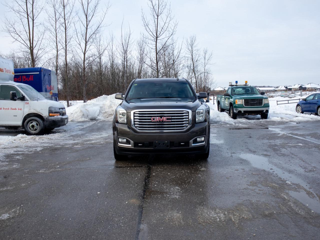 2019 GMC Yukon SLT - Rain Sensing Wipers Photo2