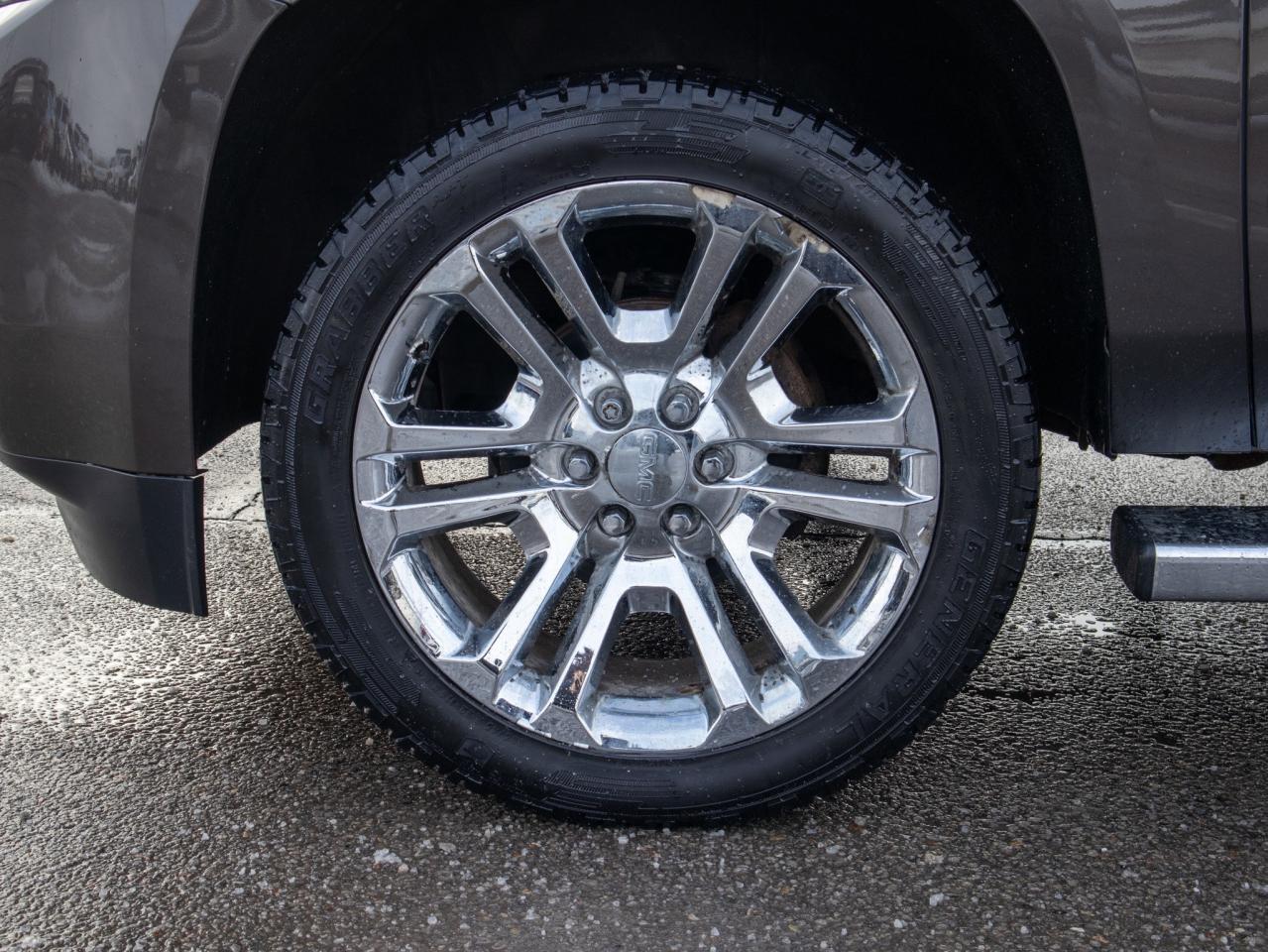 2019 GMC Yukon SLT - Rain Sensing Wipers Photo