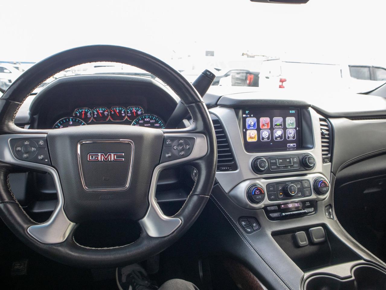 2019 GMC Yukon SLT - Rain Sensing Wipers Photo