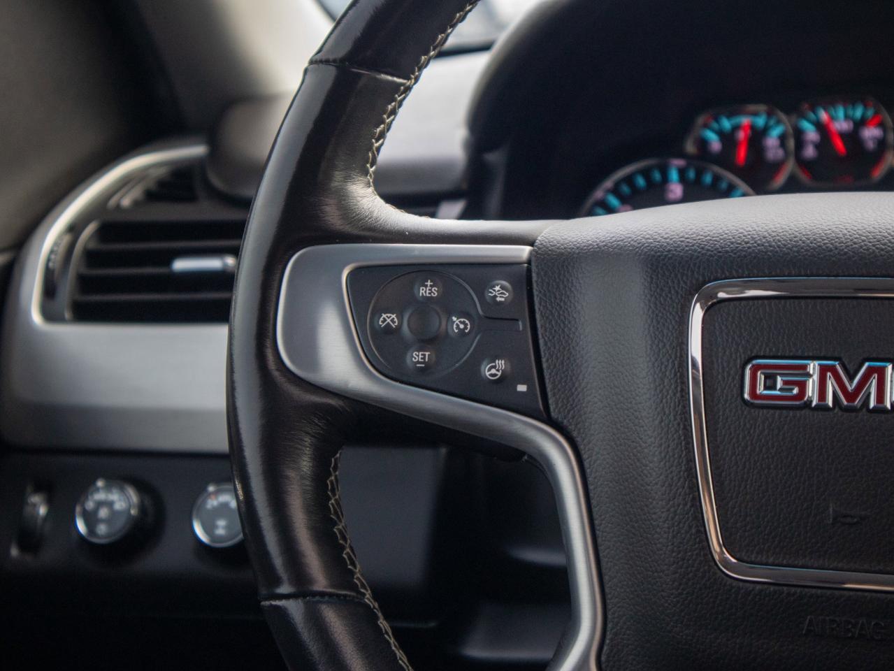 2019 GMC Yukon SLT - Rain Sensing Wipers Photo