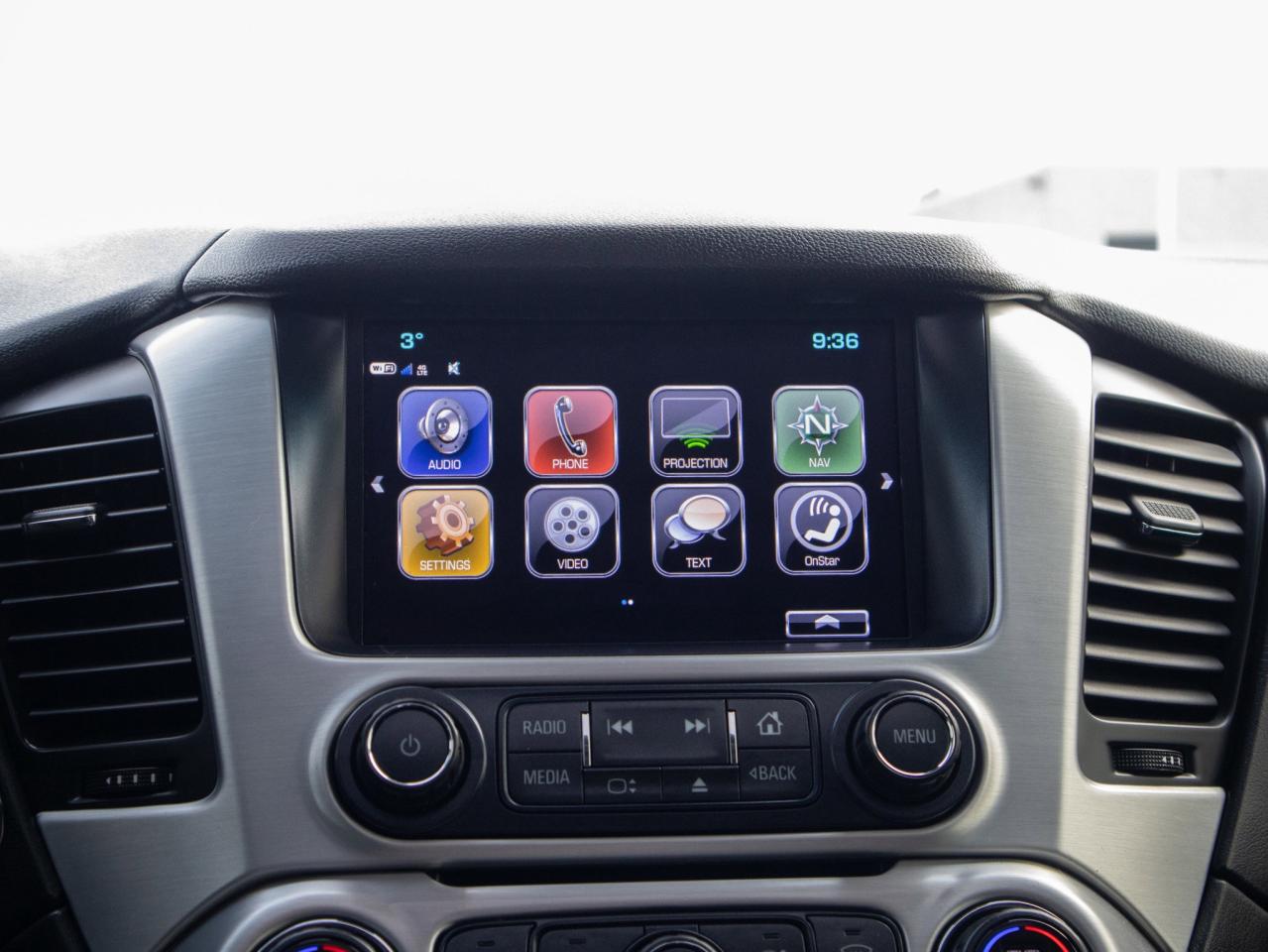 2019 GMC Yukon SLT - Rain Sensing Wipers Photo