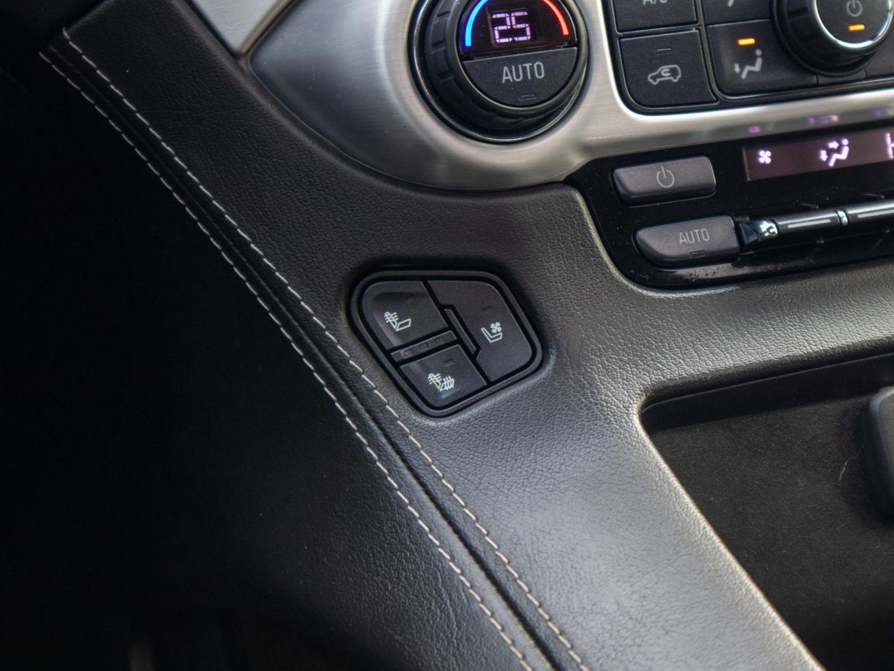 2019 GMC Yukon SLT - Rain Sensing Wipers Photo