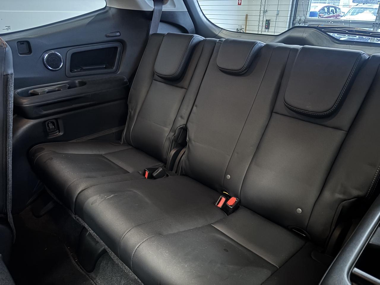 2024 Subaru ASCENT LIMITED   8 PASS   CLEAN CARFAX   NAVI   SUNROOF! Photo