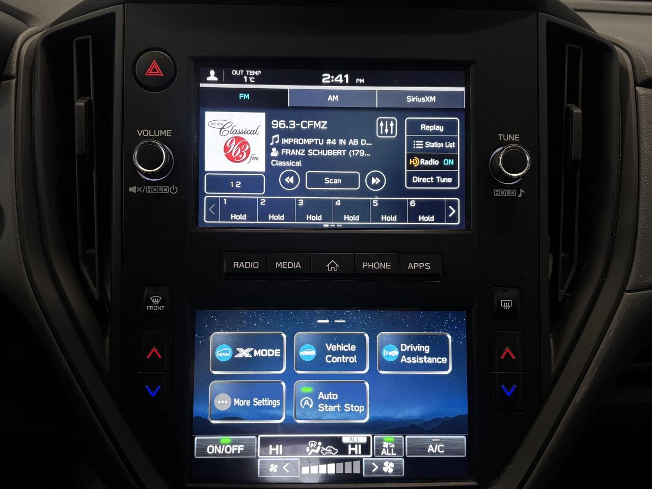 2024 Subaru Crosstrek CONVENIENCE   LOW KM   CLEAN CARFAX  APPLE CARPLAY Photo