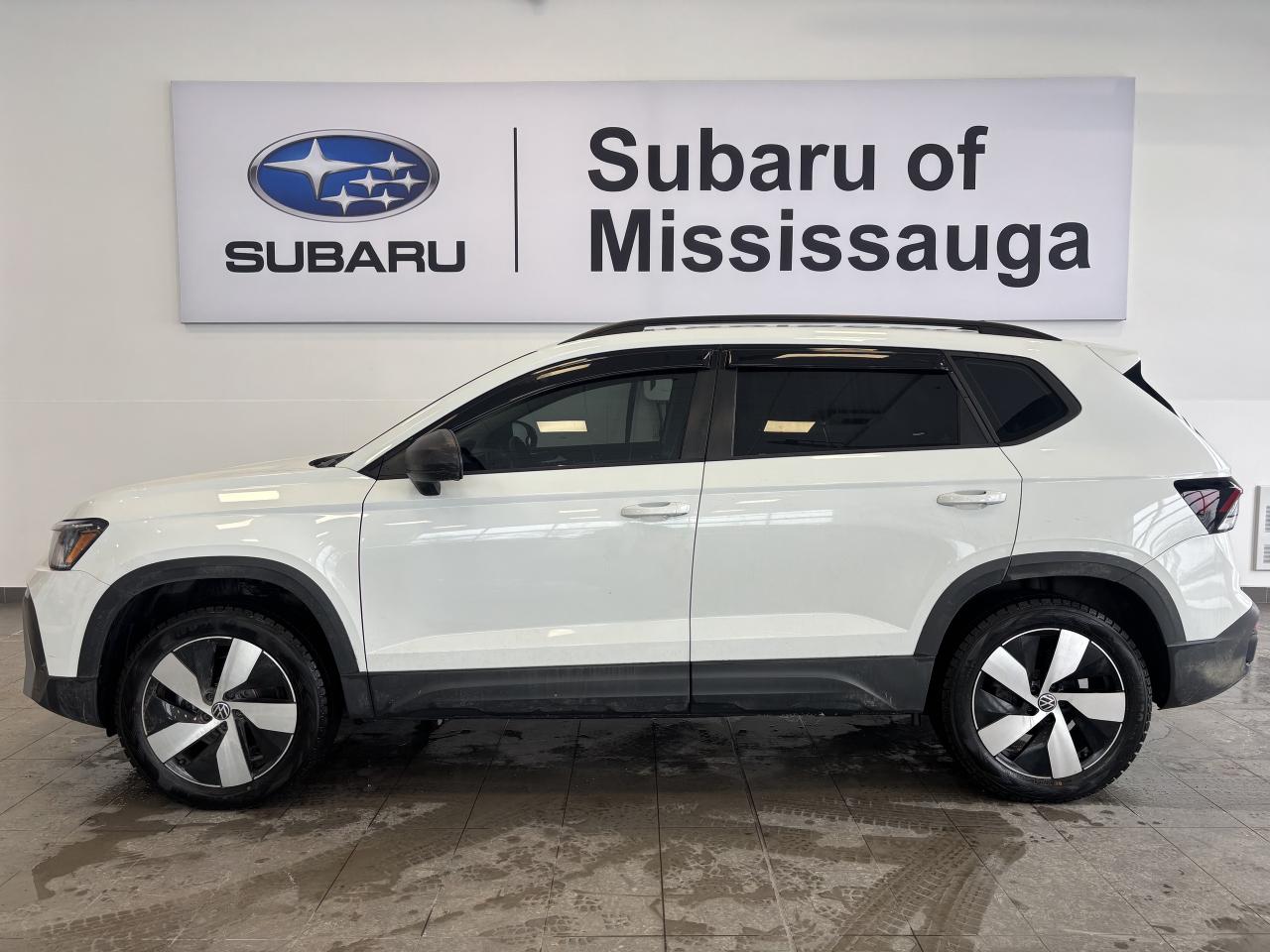 2025 Volkswagen Taos TRENDLINE   1 OWNER   CLEAN CARFAX   APPLE CARPLAY Photo