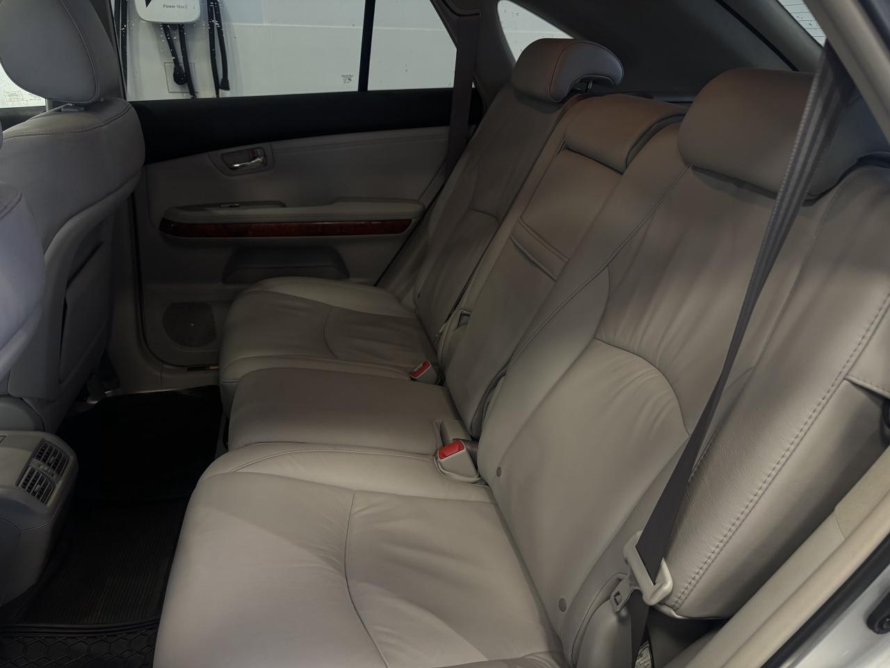 2009 Lexus RX 350 VERY LOW KM   ONE OWNER   CLEAN CARFAX   SOLD ASIS Photo