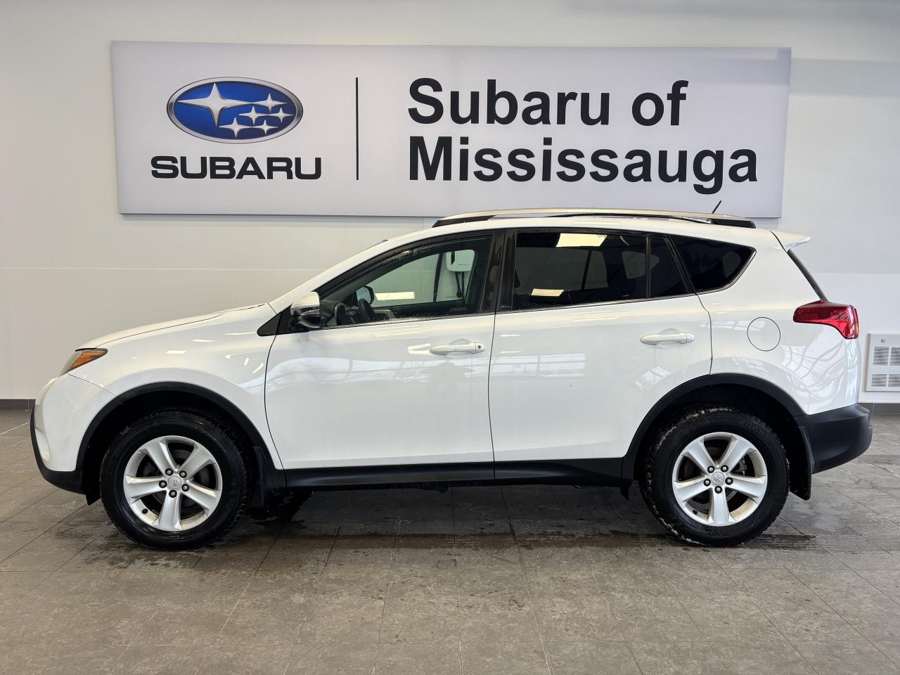 2013 Toyota RAV4 XLE   SUNROOF   HEATED FRONT SEATS   SOLD ASIS Photo3