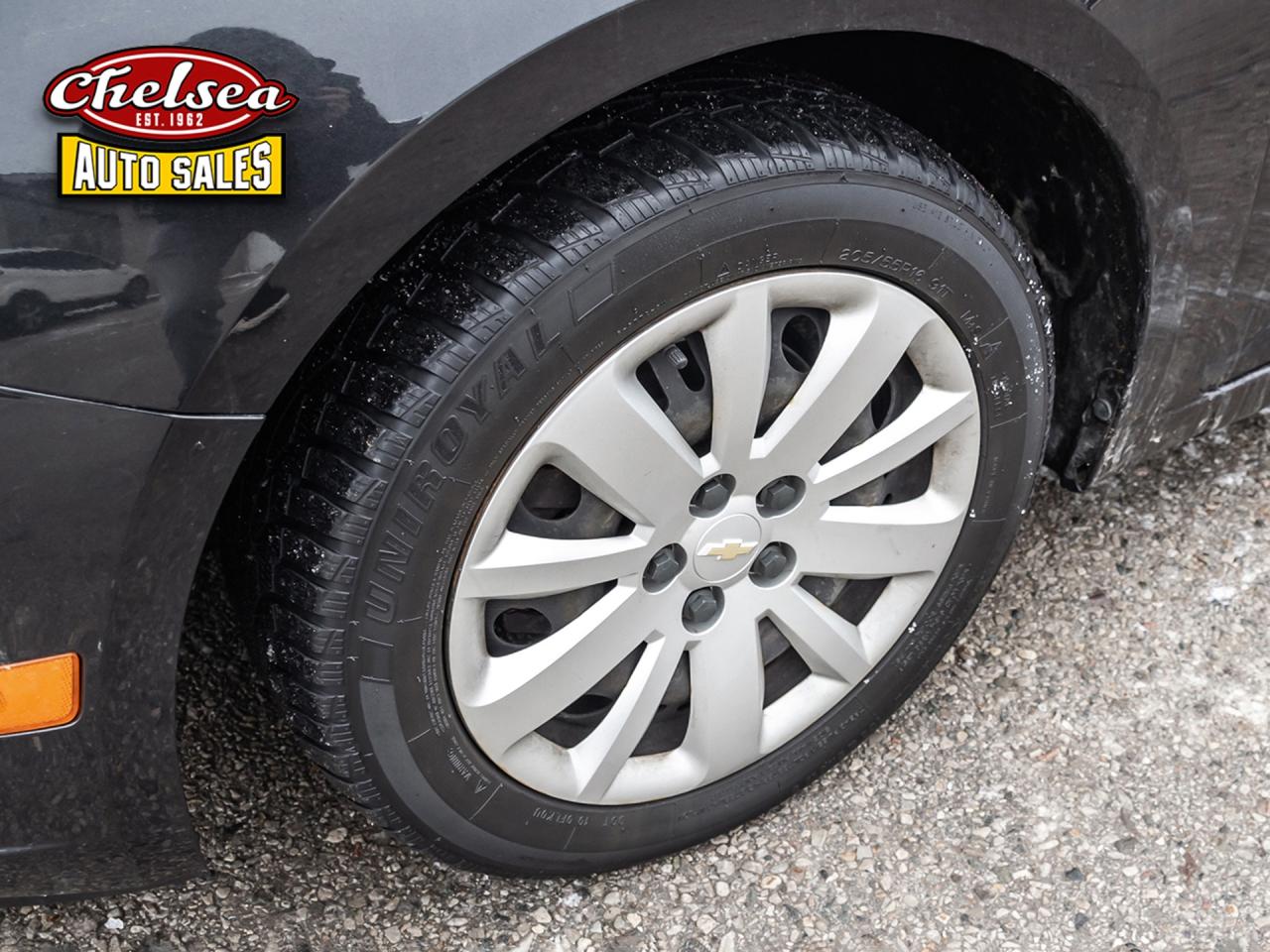 2011 Chevrolet Cruze 2LS Photo