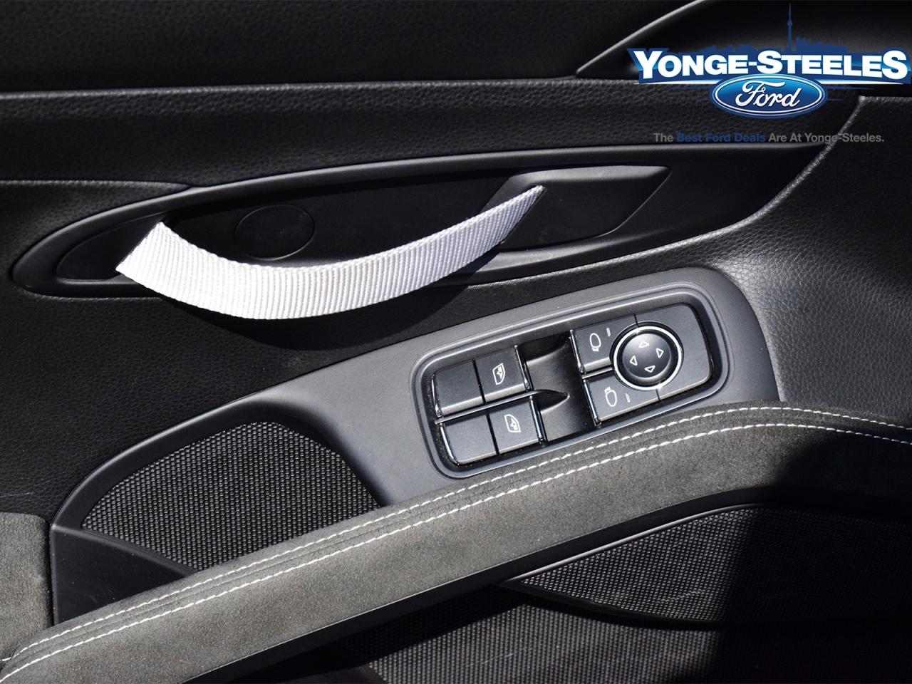 2021 Porsche 718 Cayman GT4 Coupe PDK Photo