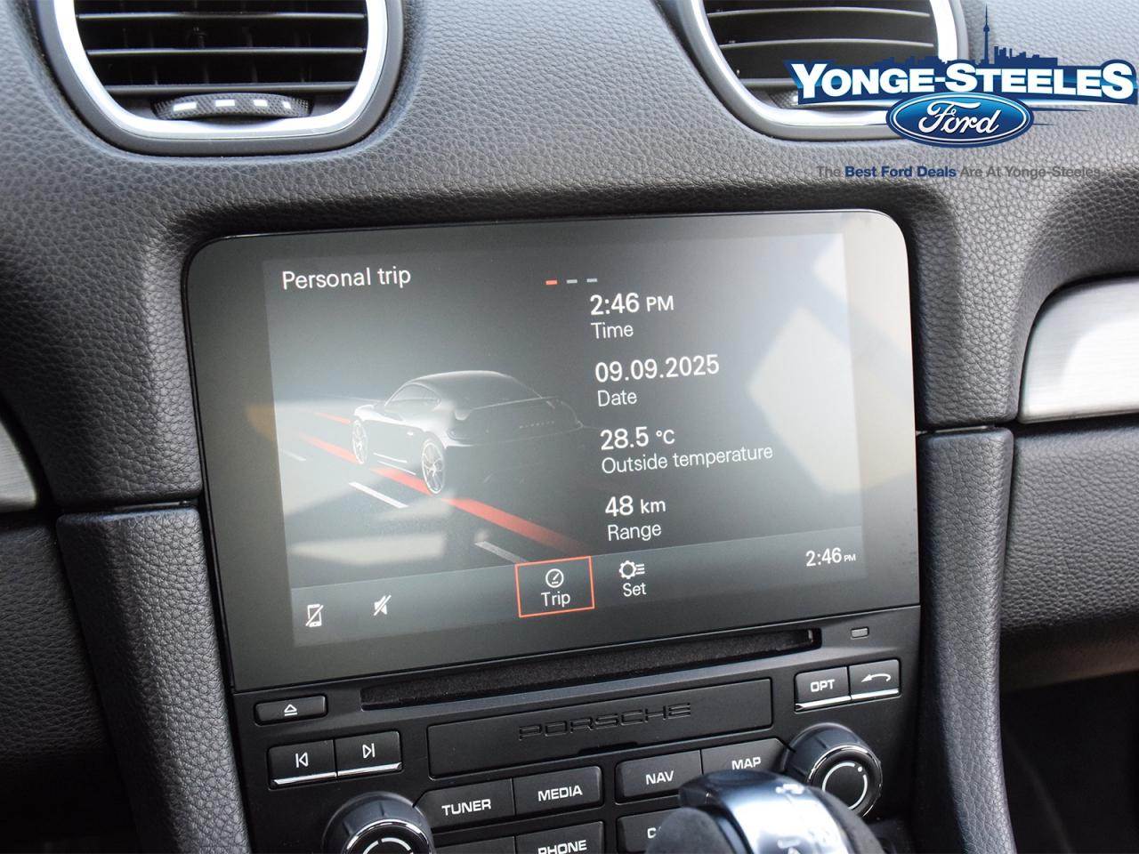 2021 Porsche 718 Cayman GT4 Coupe PDK Photo