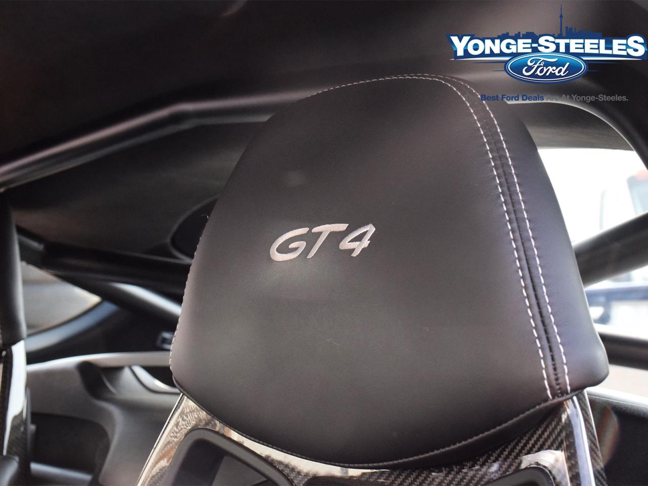2021 Porsche 718 Cayman GT4 Coupe PDK Photo
