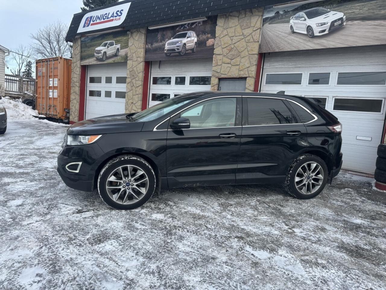 2015 Ford Edge 4DR TITANIUM AWD Photo