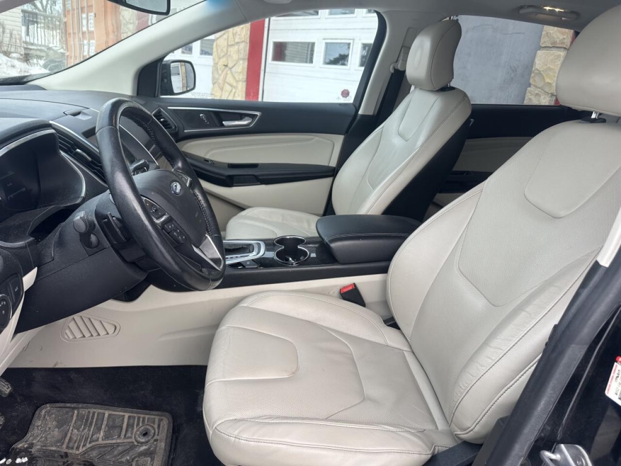 2015 Ford Edge 4DR TITANIUM AWD Photo