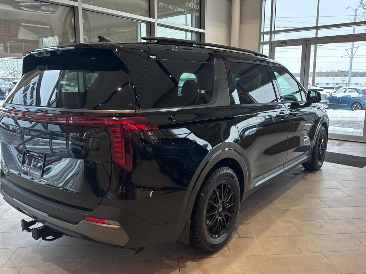 2026 Kia Carnival SX FWD Photo4