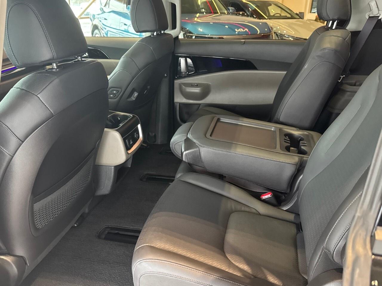 2026 Kia Carnival SX FWD Photo