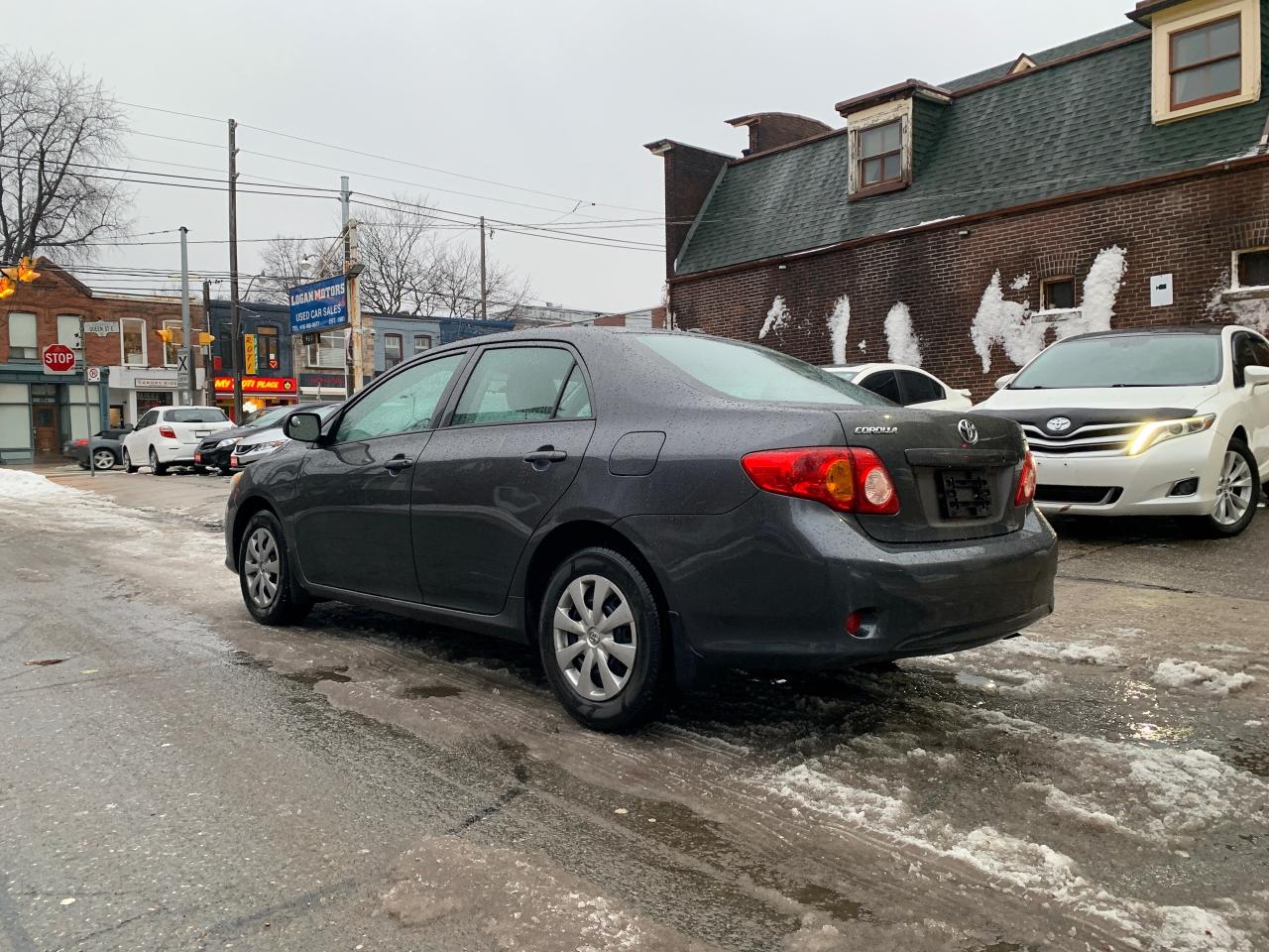 2009 Toyota Corolla 4DR SDN AUTO CE Photo