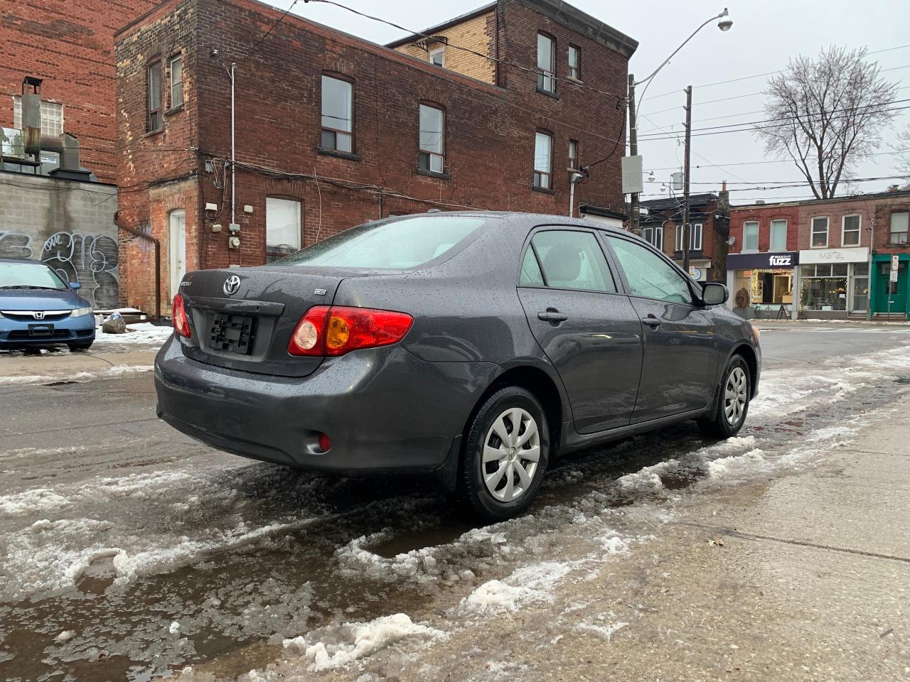 2009 Toyota Corolla 4DR SDN AUTO CE Photo