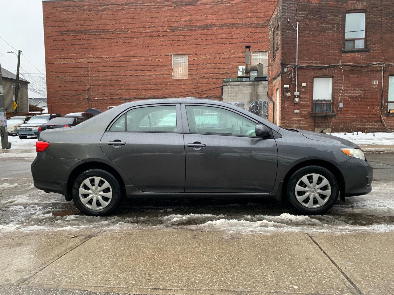 2009 Toyota Corolla 4DR SDN AUTO CE Photo