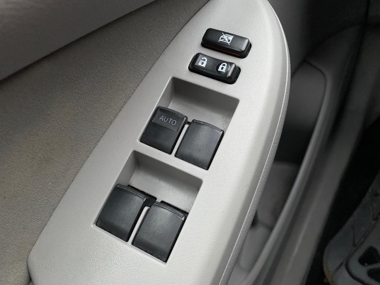 2009 Toyota Corolla 4DR SDN AUTO CE Photo