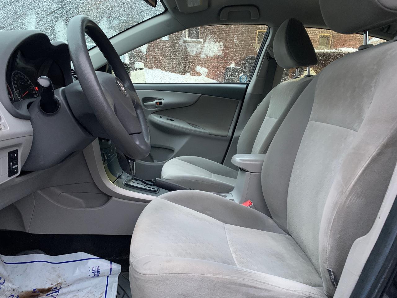 2009 Toyota Corolla 4DR SDN AUTO CE Photo