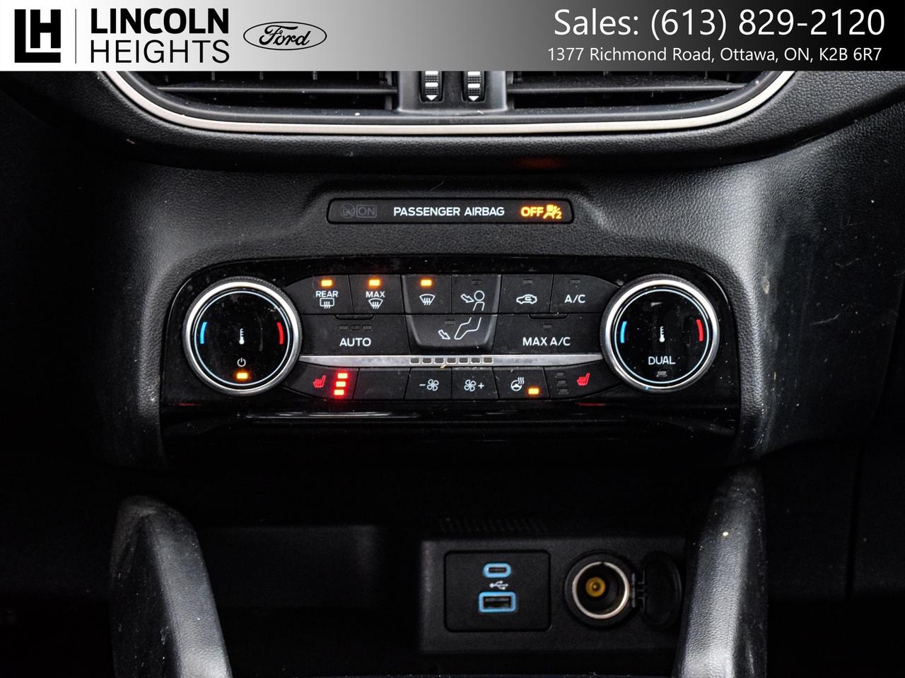 2022 Ford Escape SEL FWD Photo