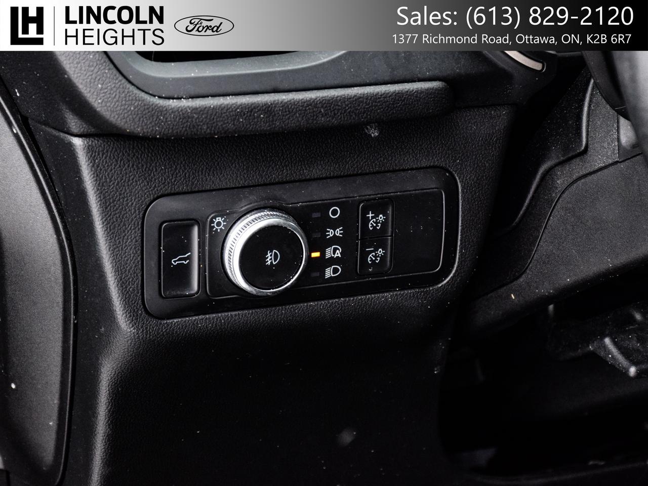 2022 Ford Escape SEL FWD Photo