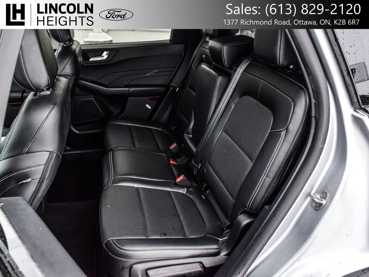 2022 Ford Escape SEL FWD Photo