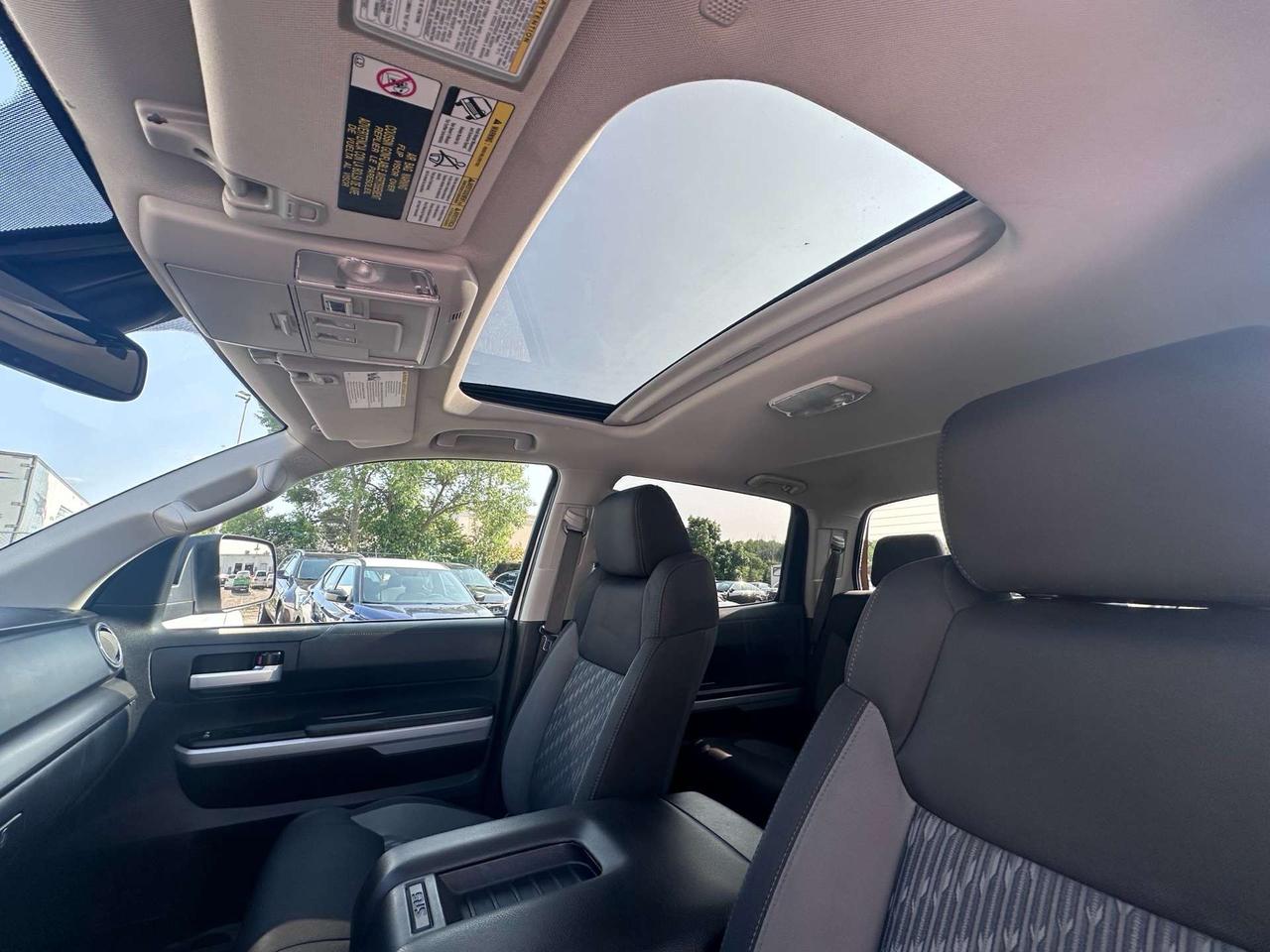 2021 Toyota Tundra 4x4 Crewmax SR5 ~ NO ACCIDENTS ~ CERTIFIED Photo