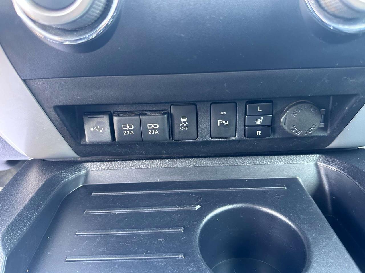 2021 Toyota Tundra 4x4 Crewmax SR5 ~ NO ACCIDENTS ~ CERTIFIED Photo