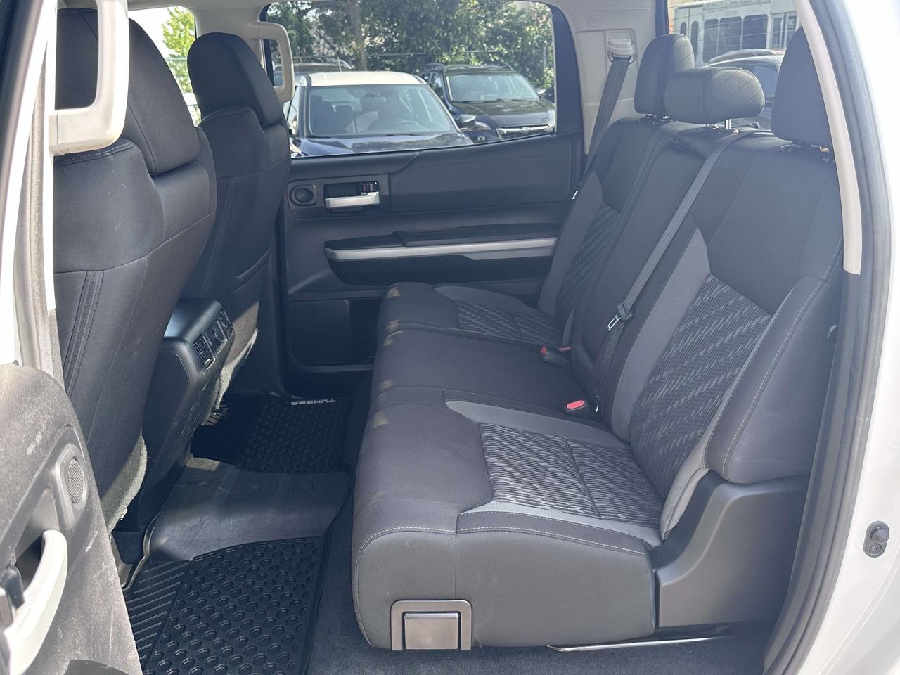 2021 Toyota Tundra 4x4 Crewmax SR5 ~ NO ACCIDENTS ~ CERTIFIED Photo