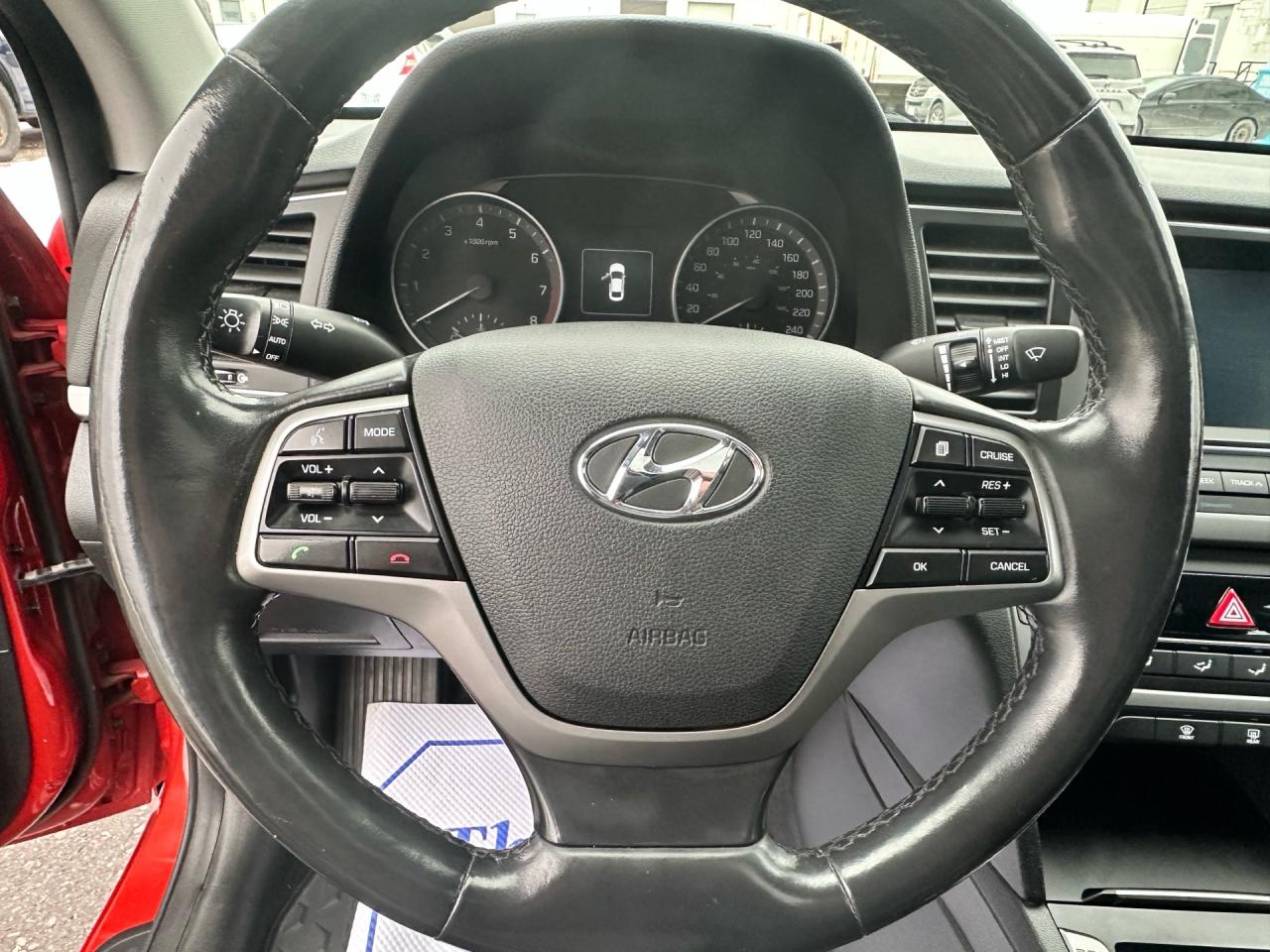 2018 Hyundai Elantra GL SE ~ SUNROOF ~ CARPLAY ~ CERTIFIED Photo