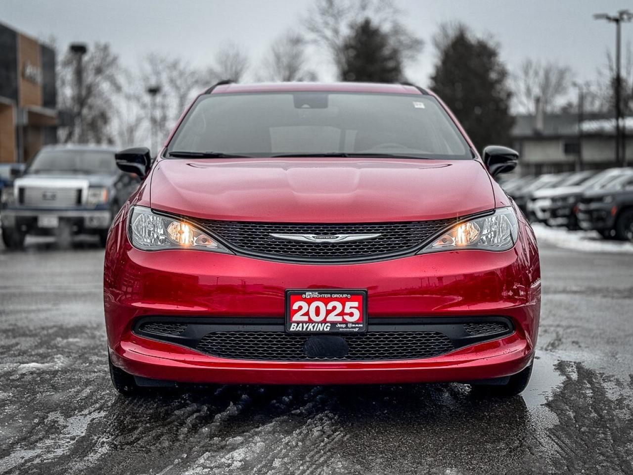 2025 Chrysler Grand Caravan SXT   PWR DOORS   HEATED SEATS   CARPLAY   ADAPTIV Photo