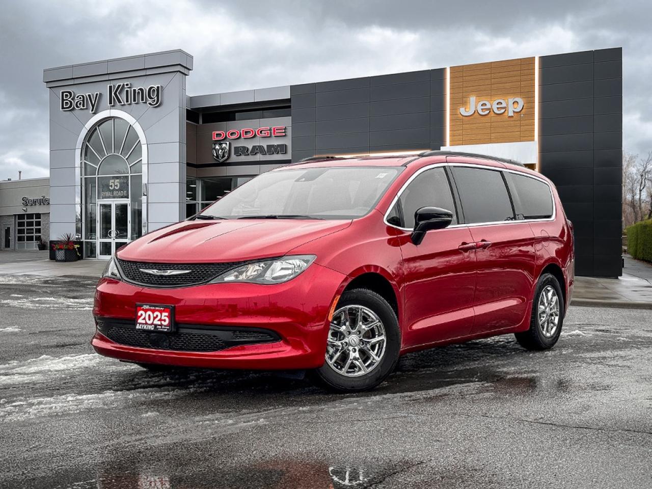 2025 Chrysler Grand Caravan SXT   PWR DOORS   HEATED SEATS   CARPLAY   ADAPTIV Photo0