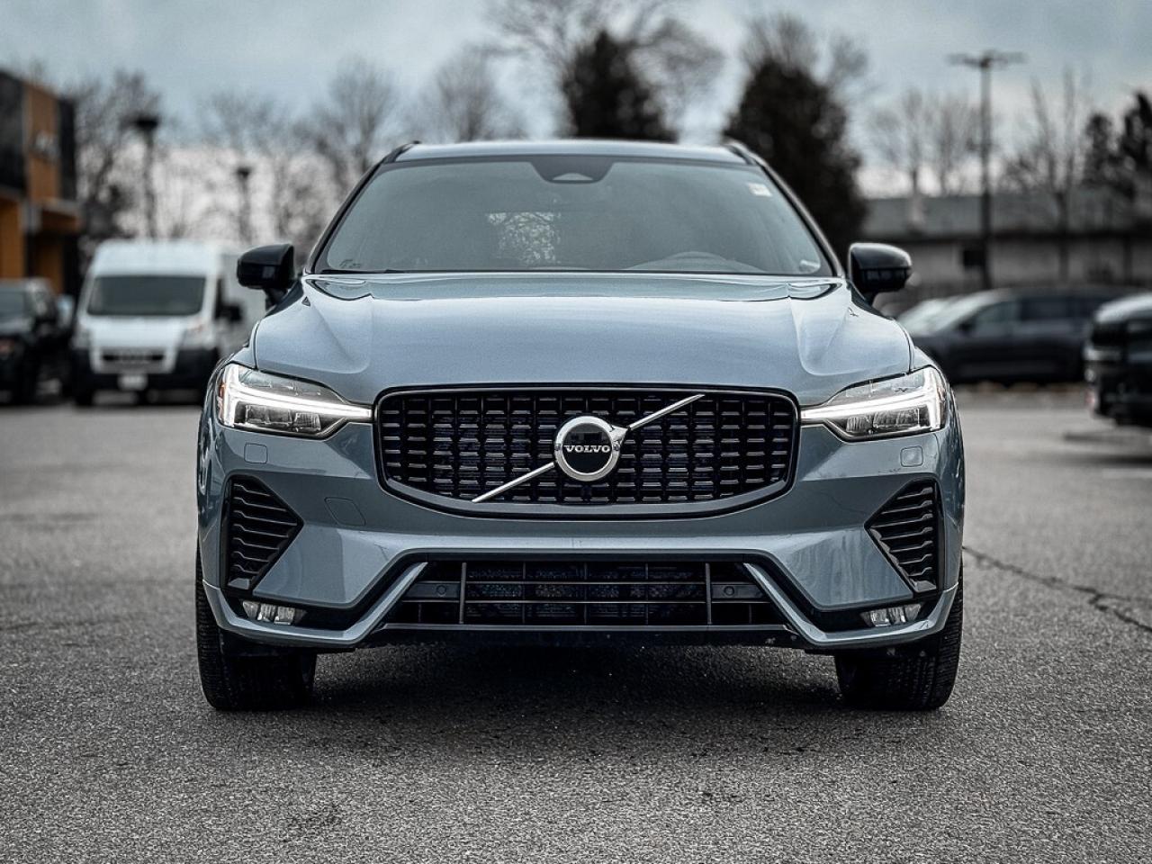 2022 Volvo XC60 B6 R-Design   B6 R-DESIGN   PANO ROOF   NAV   BLIN Photo