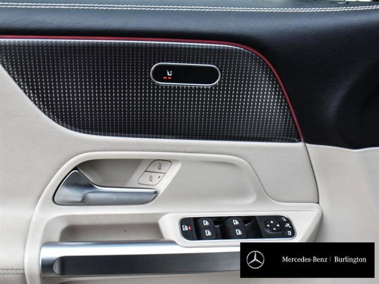 2022 Mercedes-Benz GLB GLB 250 Photo