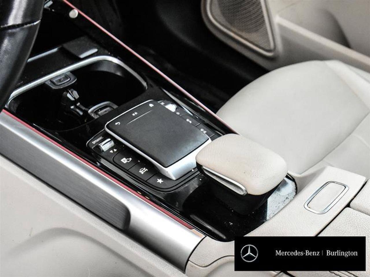 2022 Mercedes-Benz GLB GLB 250 Photo