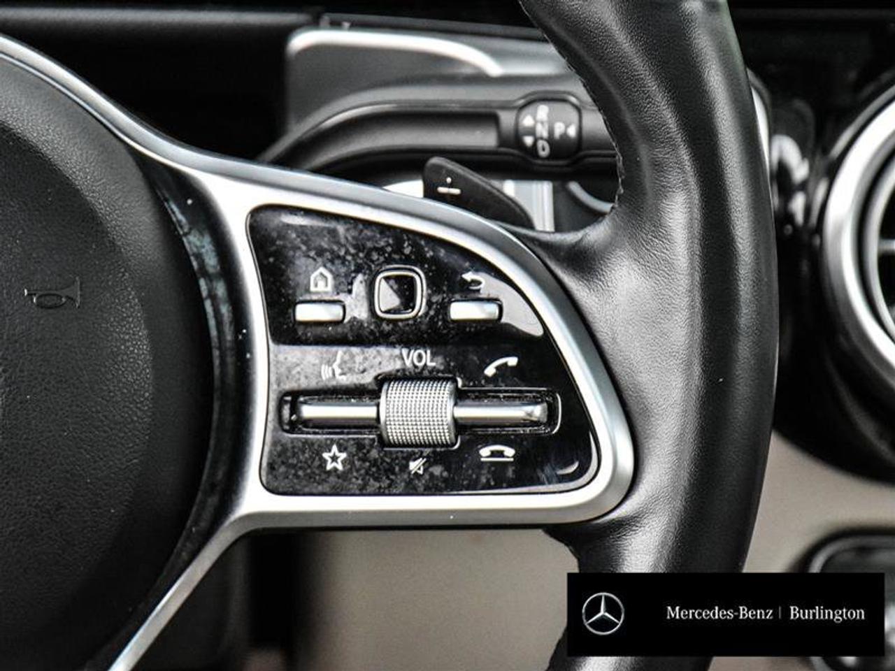 2022 Mercedes-Benz GLB GLB 250 Photo