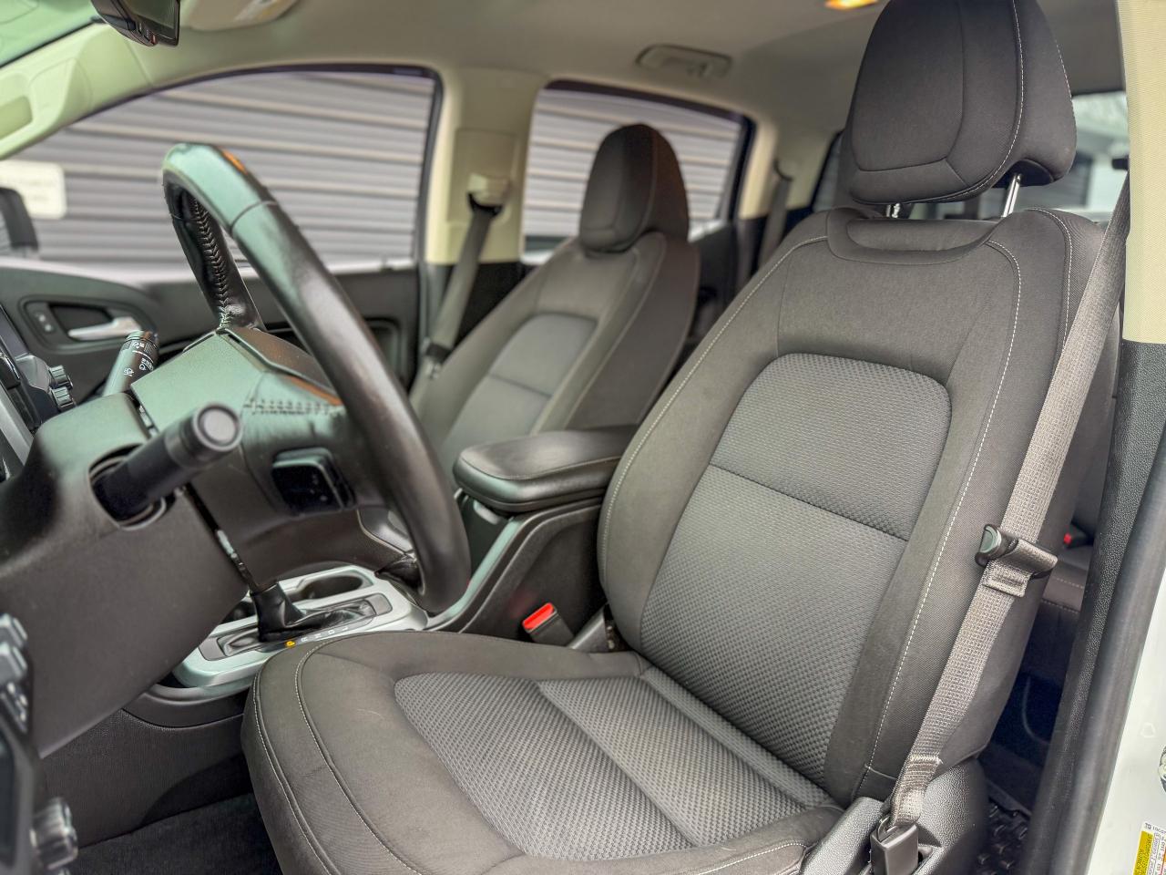 2020 Chevrolet Colorado LT-RST Edition/4WD/CREW CAB/REMOTE/CAMERA/3.6L/ Photo