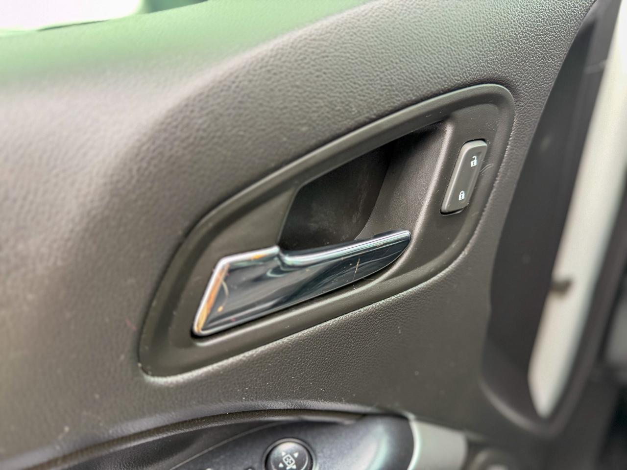 2020 Chevrolet Colorado LT-RST Edition/4WD/CREW CAB/REMOTE/CAMERA/3.6L/ Photo