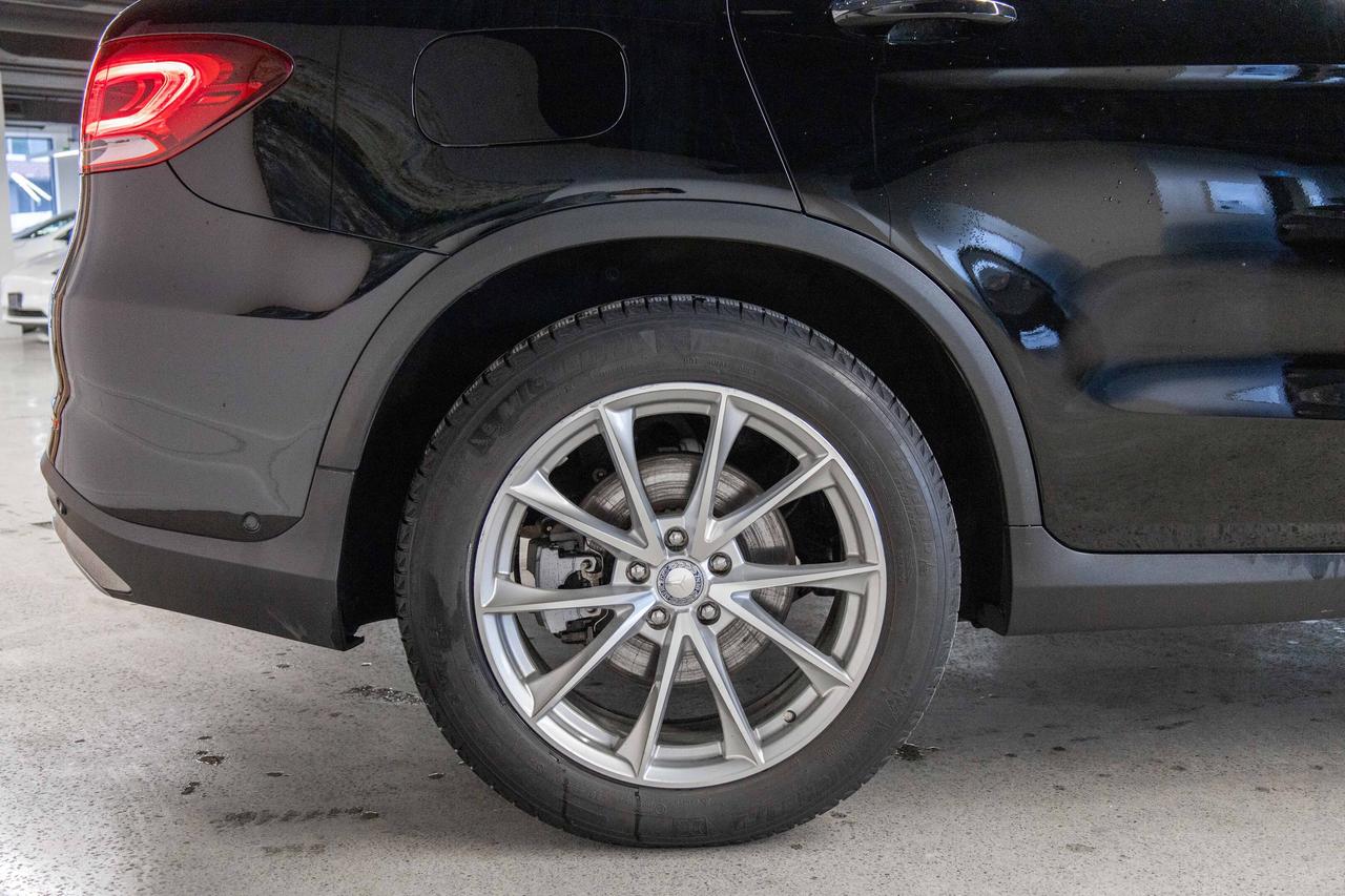 2021 Mercedes-Benz GLC 4matic Safety Certified Welcome Trades Photo