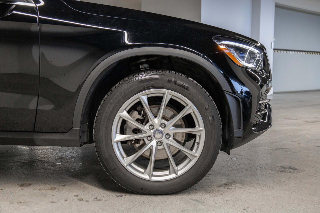 2021 Mercedes-Benz GLC 4matic Safety Certified Welcome Trades Photo