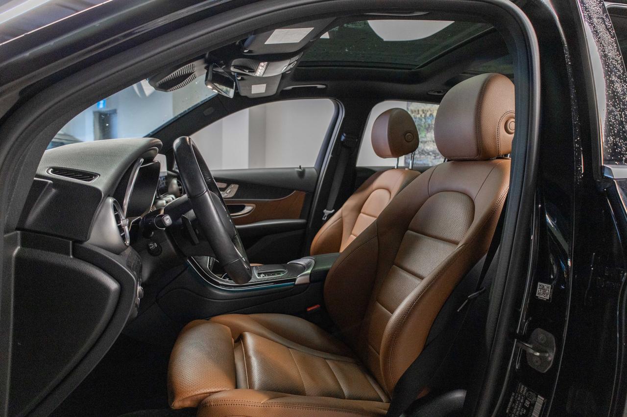 2021 Mercedes-Benz GLC 4matic Safety Certified Welcome Trades Photo