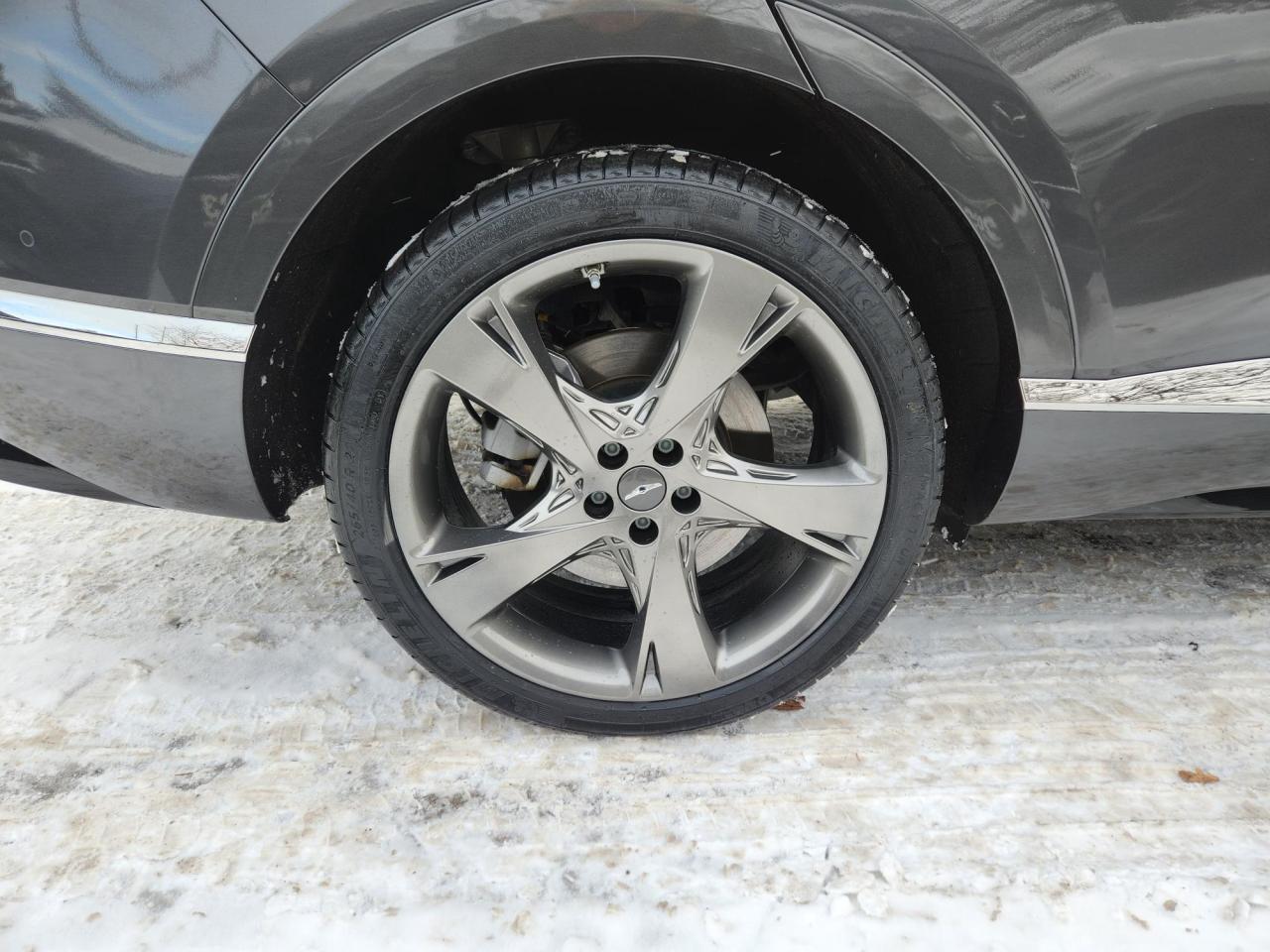 2022 Genesis GV80 3.5T PRESTIGE, 4 NEW TIRES,7 PASSENGER,REMOTE PARK Photo