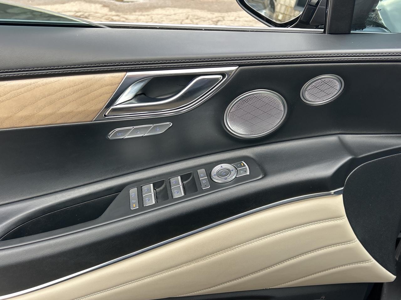 2022 Genesis GV80 3.5T PRESTIGE, 4 NEW TIRES,7 PASSENGER,REMOTE PARK Photo