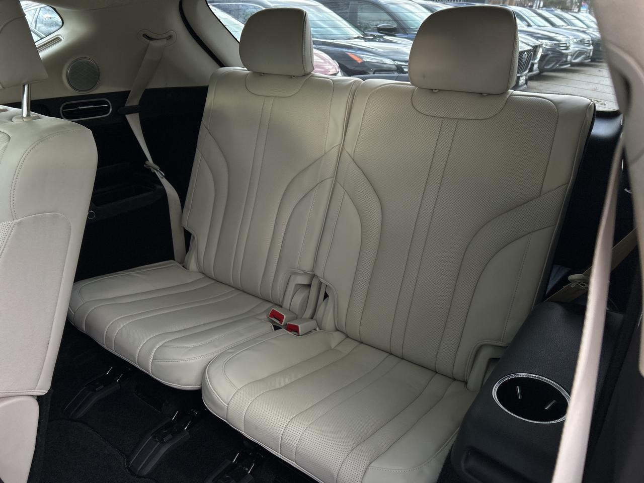 2022 Genesis GV80 3.5T PRESTIGE, 4 NEW TIRES,7 PASSENGER,REMOTE PARK Photo