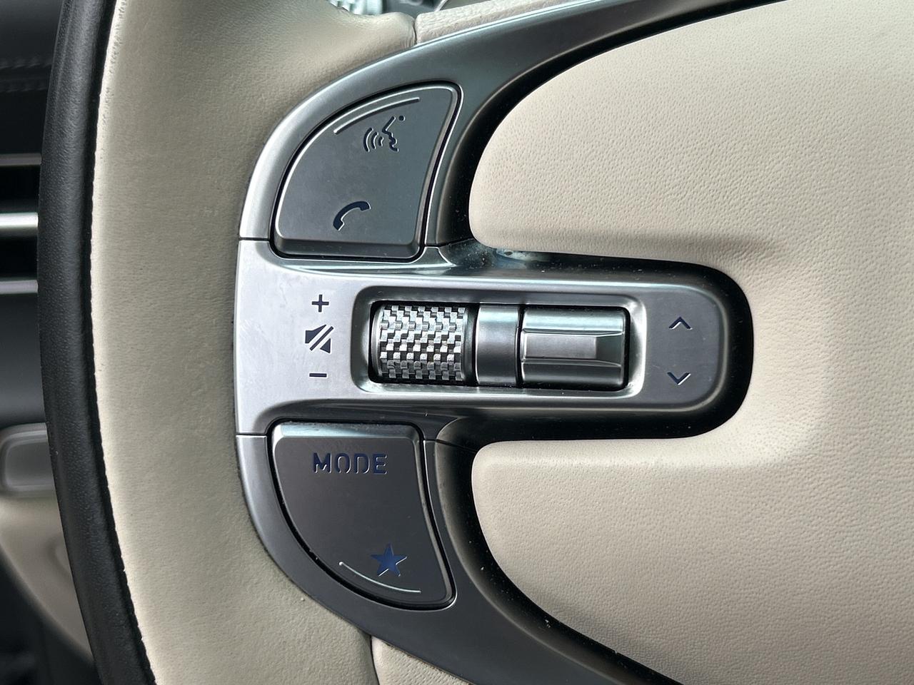 2022 Genesis GV80 3.5T PRESTIGE, 4 NEW TIRES,7 PASSENGER,REMOTE PARK Photo