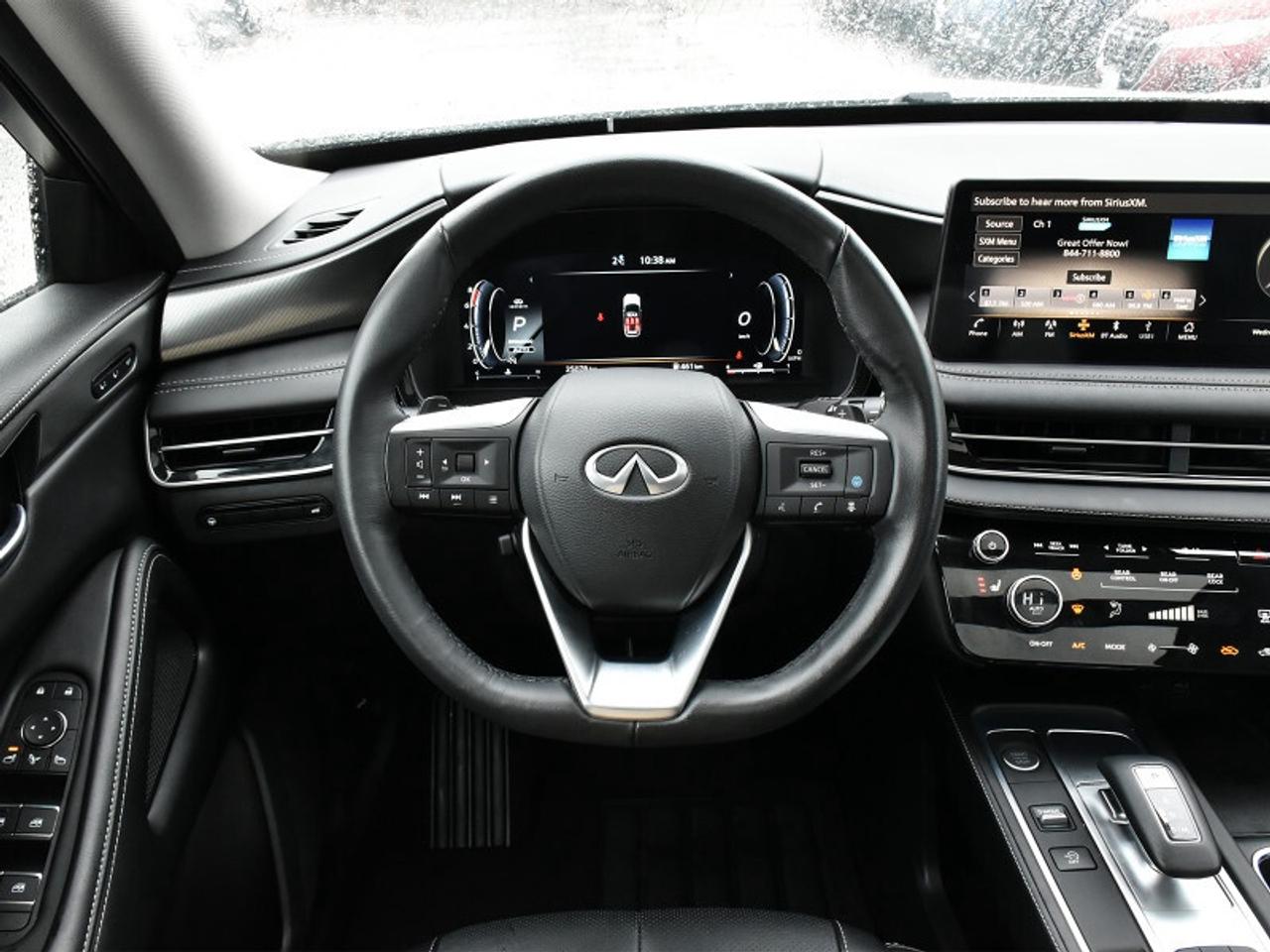 2025 Infiniti QX60 LUXE AWD-360 Camera  Navi  Roof  Leather  7 Seater Photo