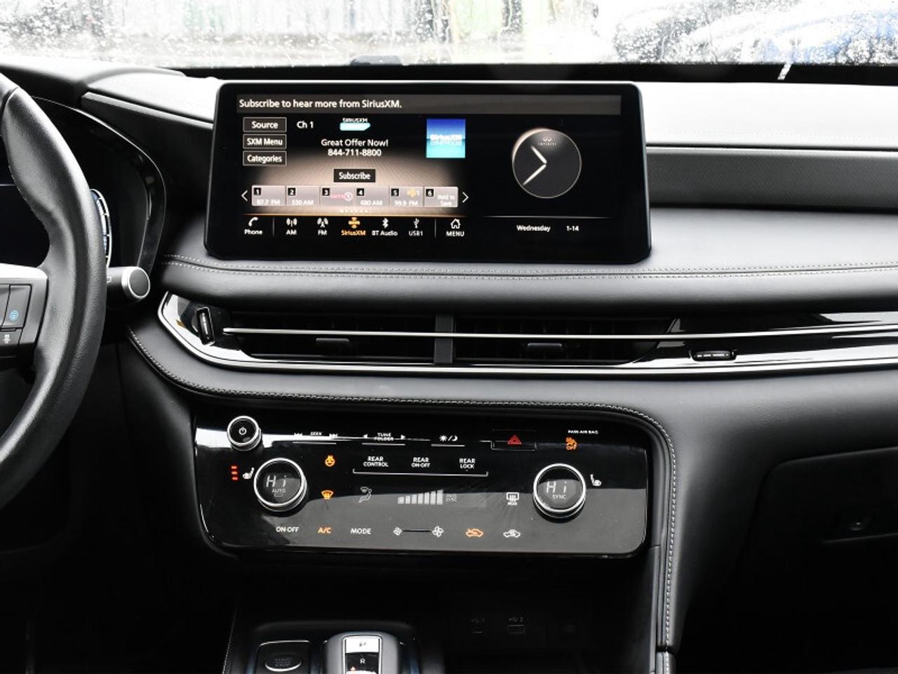 2025 Infiniti QX60 LUXE AWD-360 Camera  Navi  Roof  Leather  7 Seater Photo